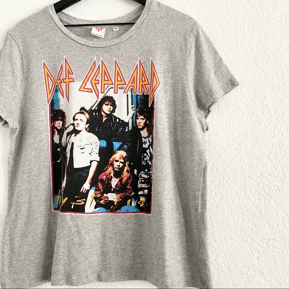 Junk Food | Gray Def Leppard Graphic Band Tee - Picture 5 of 8